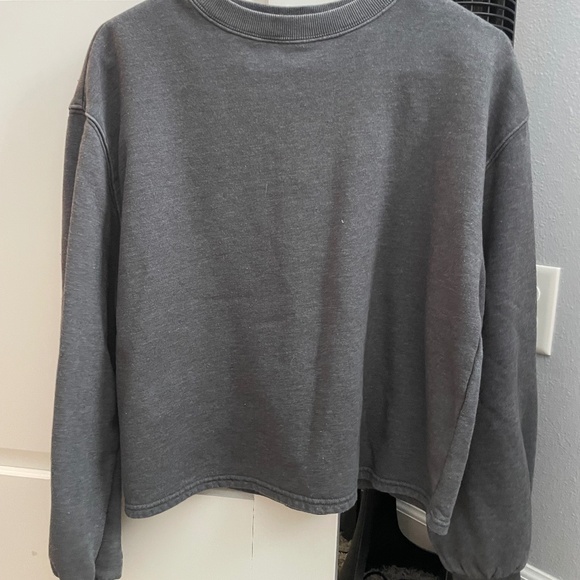 Extra Small Grey Universal Thread Crew - Picture 1 of 3